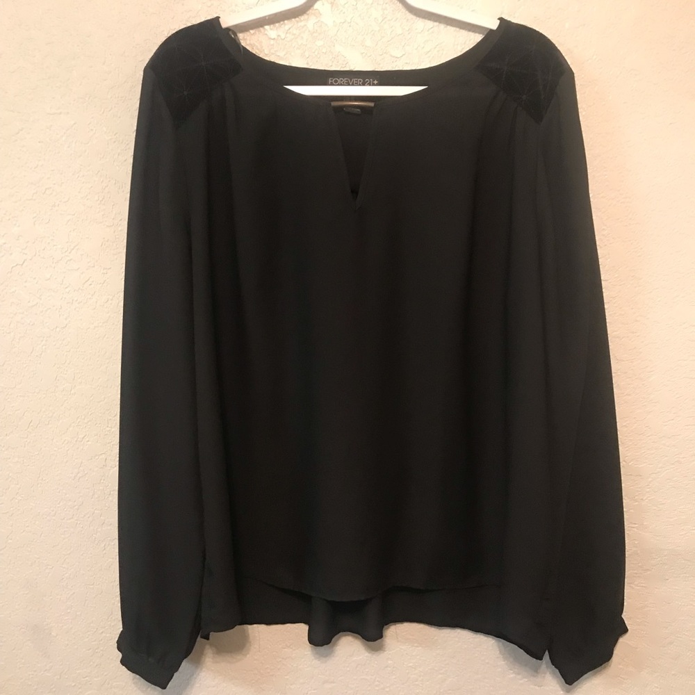 Forever 21 Plus Size Black Blouse Size 2x